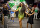 Em tarde de feijoada e protótipo, Katarina Harmony é apresentada rainha de bateria da Abolição