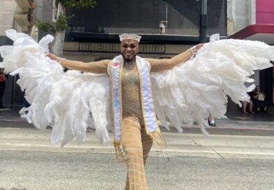 Carlinhos Salgueiro é coroado Rei do Carnaval de Hollywood