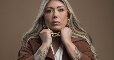 Musa da Estácio e psicanalista Cláudia Rodrigues prepara treinamento emocional para mulheres da comunidade estaciana